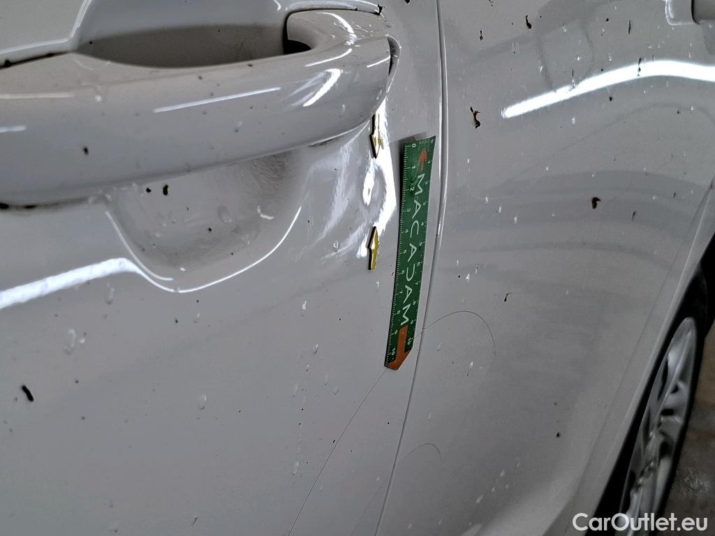  Hyundai  i10  Intuitive 1.0 65CV BVM5 E6d #5