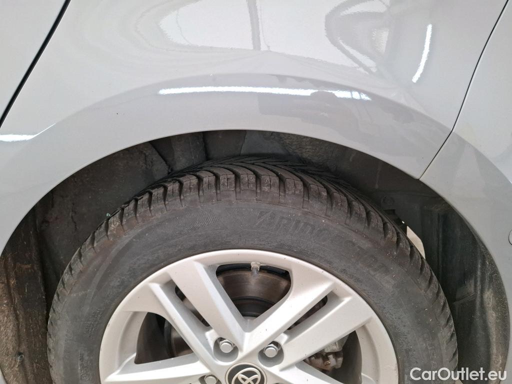  Toyota  Corolla TOYOTA  / 2018 / 5P / Berline Hybride 122h Dynamic Business Stage Acad #16