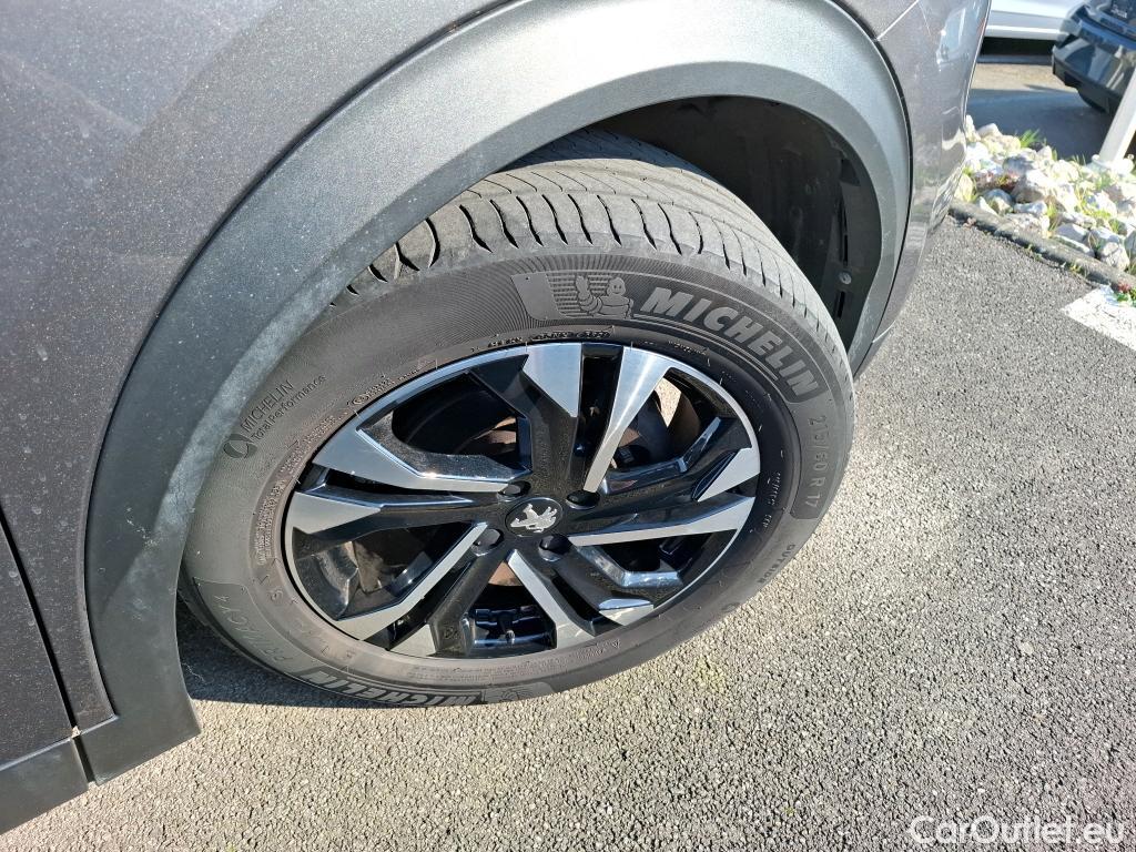  Peugeot  2008  Allure Business 1.2 PureTech 130CV BVM6 E6d #15