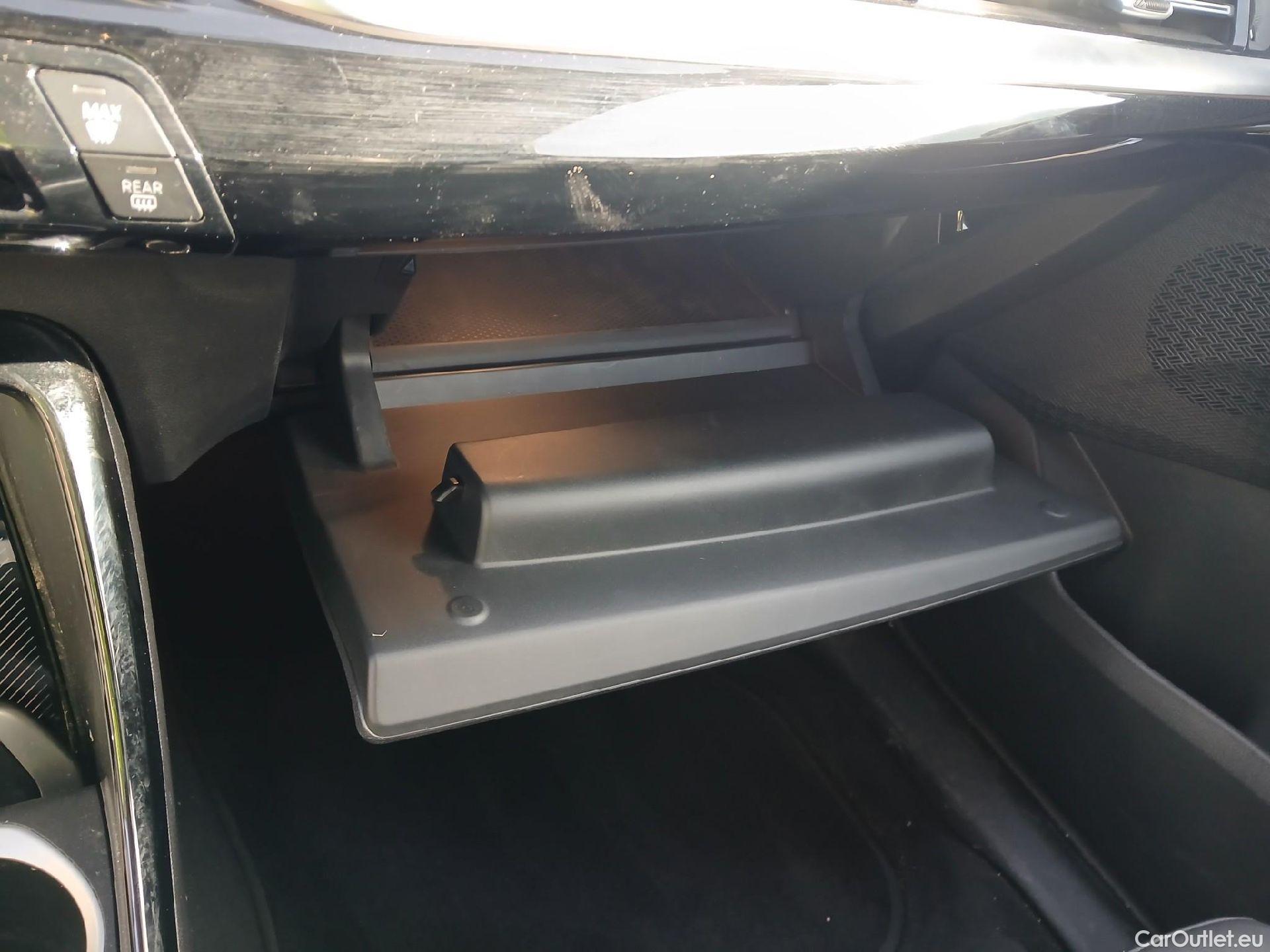  Bmw  X1 BMW  / 2022 / 5P / todoterreno sDrive18d #3