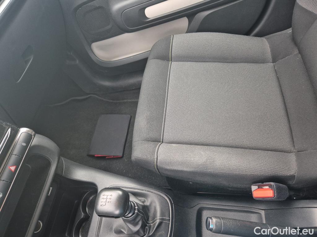 Citroen  C3 CITROEN  / 2020 / 5P / berlina con portón BlueHDi 75KW (100CV) S&S FEEL #2