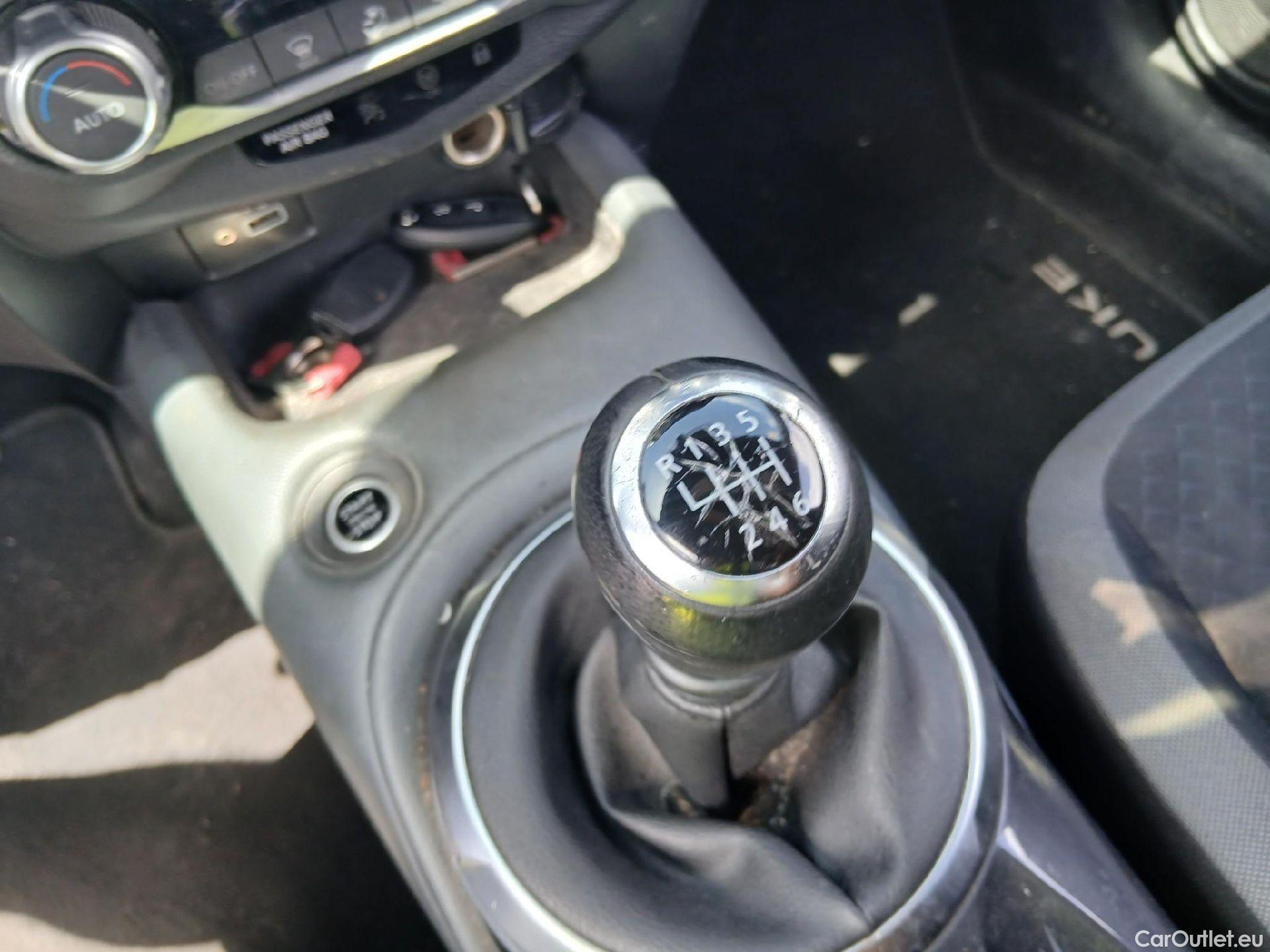  Nissan  Juke NISSAN  / 2019 / 5P / crossover DIG-T 86 kW (117 CV) 6 M/T N-CONNECTA #9