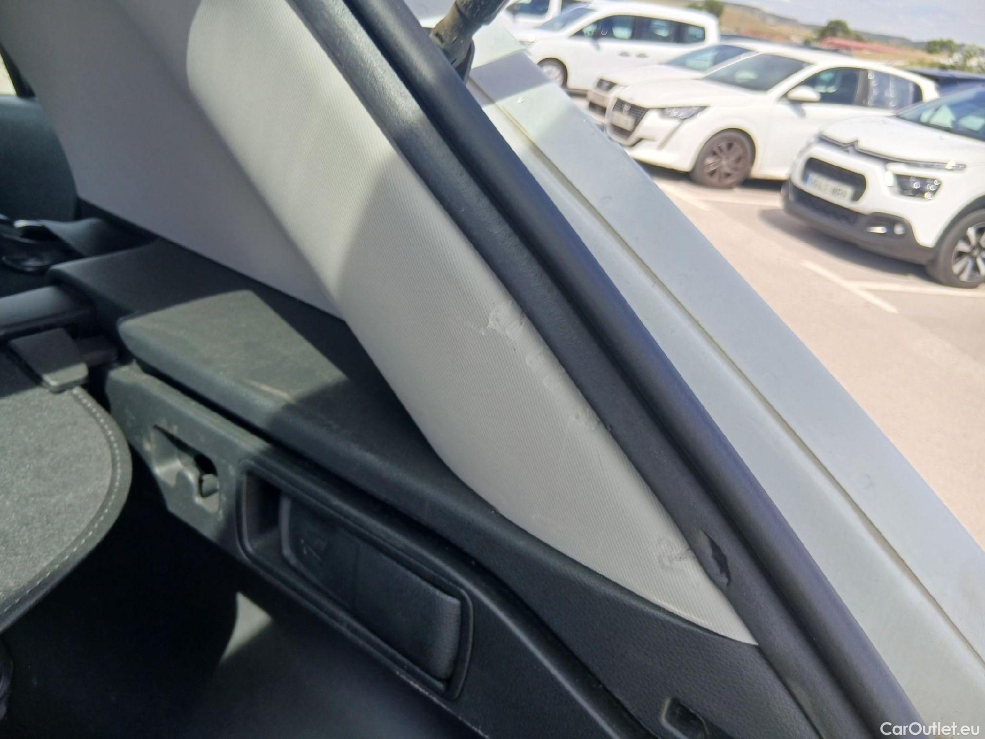  KIA  Sportage KIA  / 2022 / 5P / todoterreno 1.6 T-GDi 110kW (150CV) Drive 4x2 #21