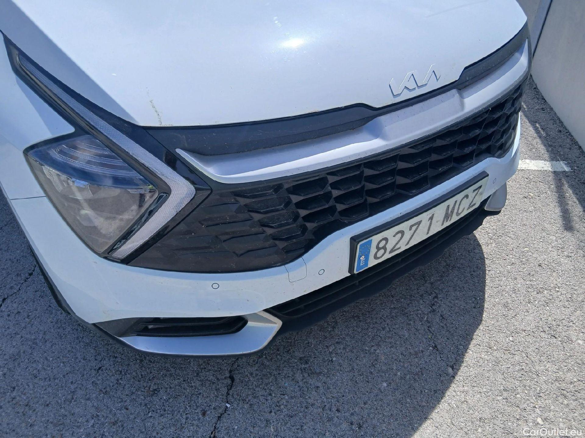  KIA  Sportage KIA  / 2022 / 5P / todoterreno 1.6 T-GDi 110kW (150CV) Drive 4x2 #3