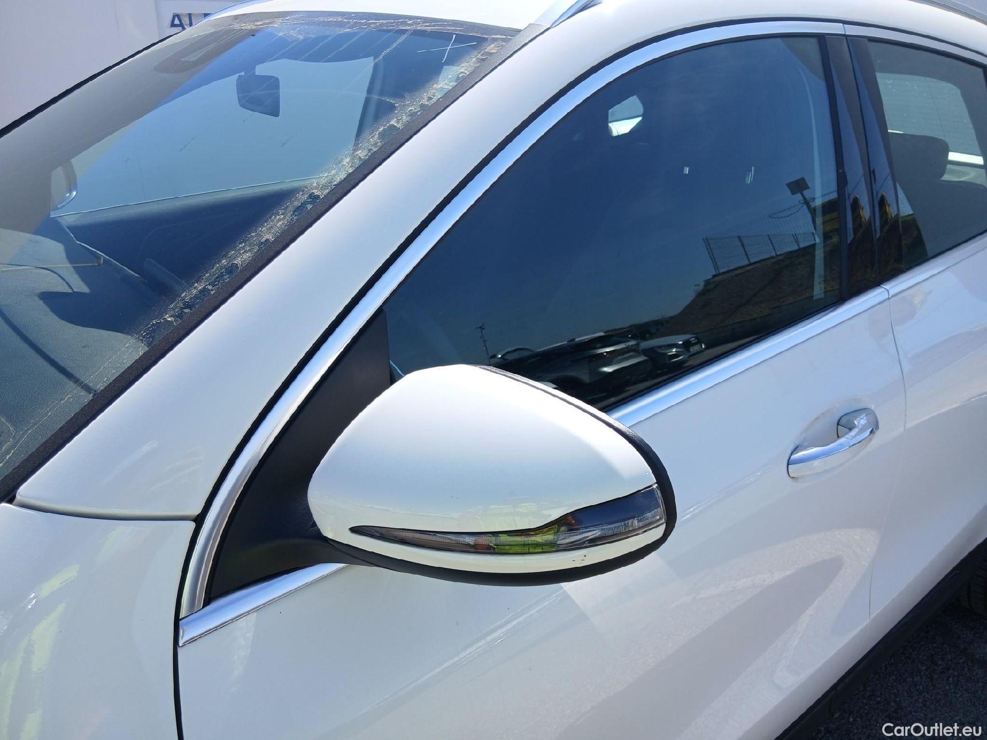  Mercedes  GLA MERCEDES-BENZ  / 2020 / 5P / todoterreno  200 D #11