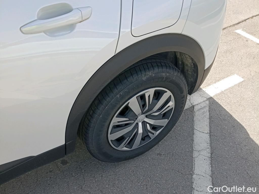  Peugeot  2008 PEUGEOT  / 5P / Active Pack BlueHDI 130 CV EAT8 #15