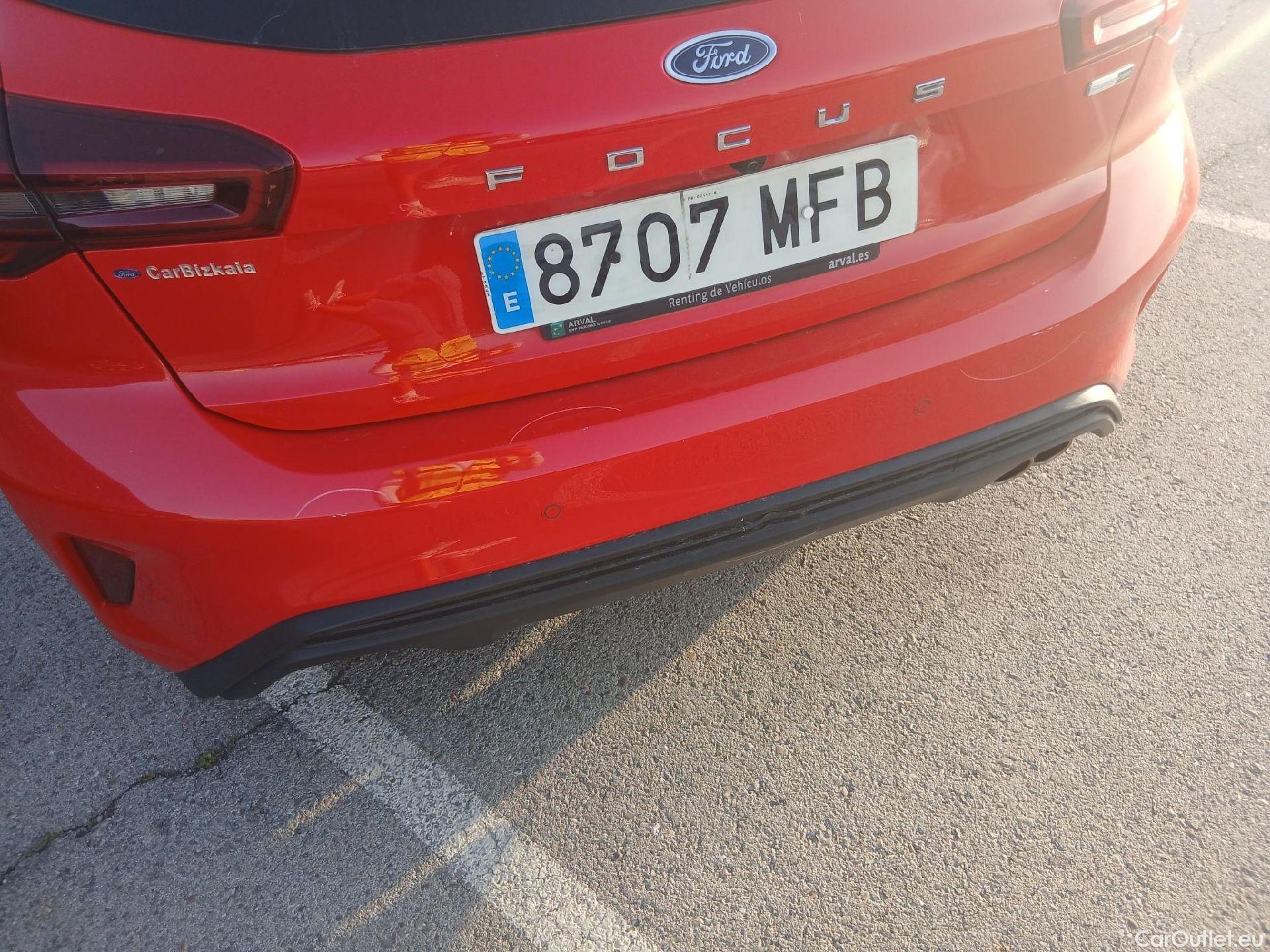  Ford  Focus FORD  / 2018 / 5P / berlina con portón 1.0 Ecoboost MHEV 92kW ST-Line #13