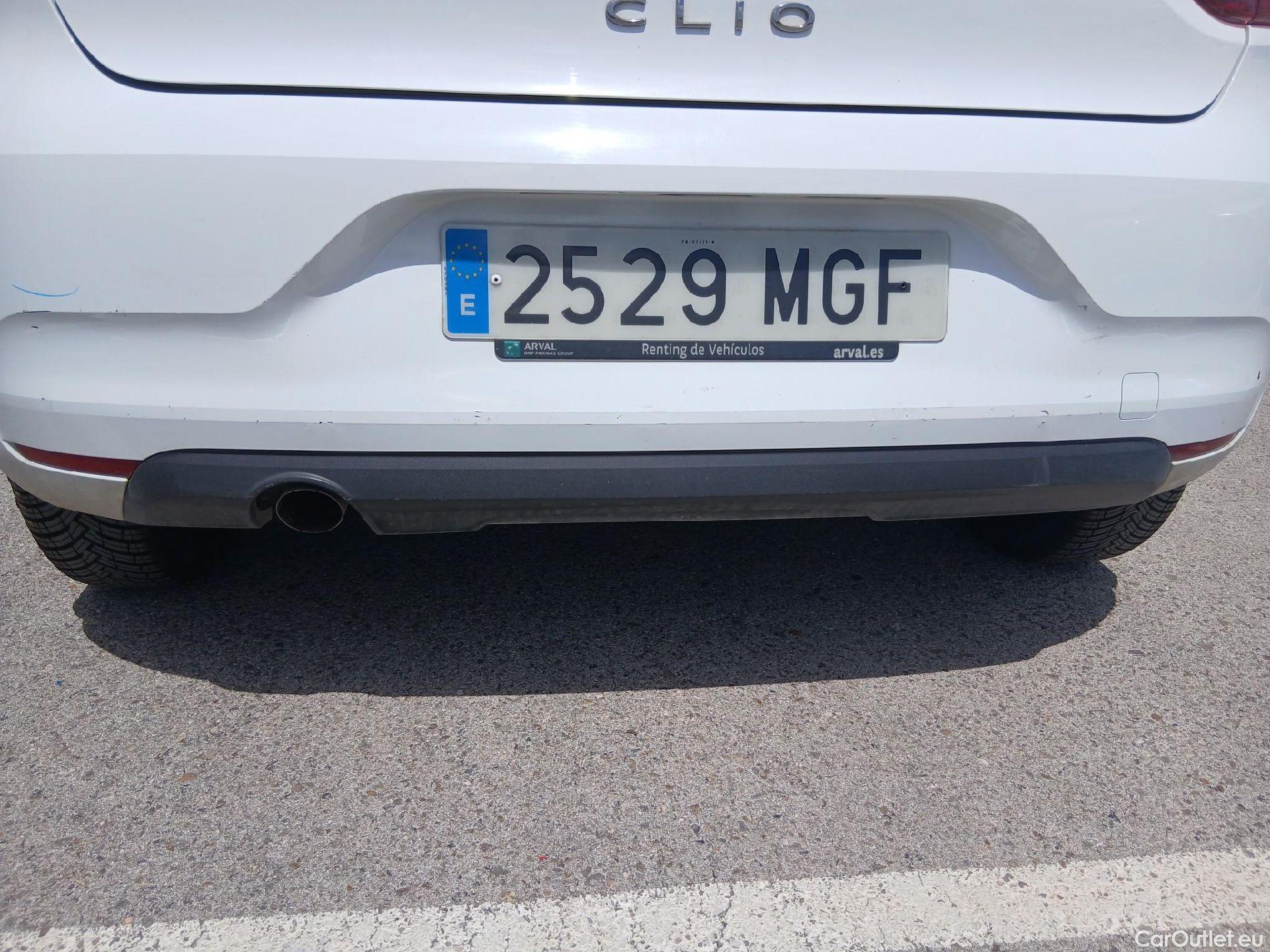  Renault  Clio RENAULT  / 2019 / 5P / berlina con portón Equilibre Blue dCi 74kW (100CV) #17