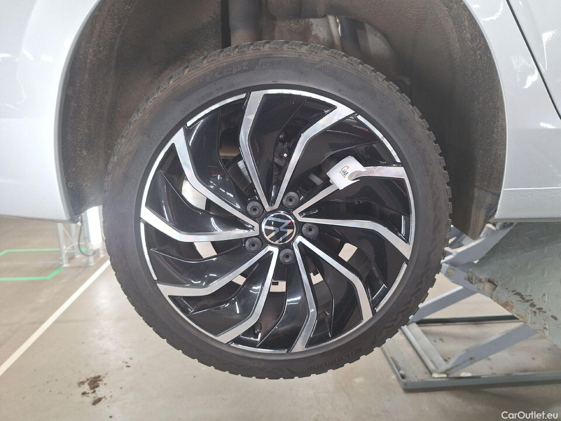  Volkswagen  Golf  Volkswagen, Golf, Var.2.0TDi 115 Life DSG #26