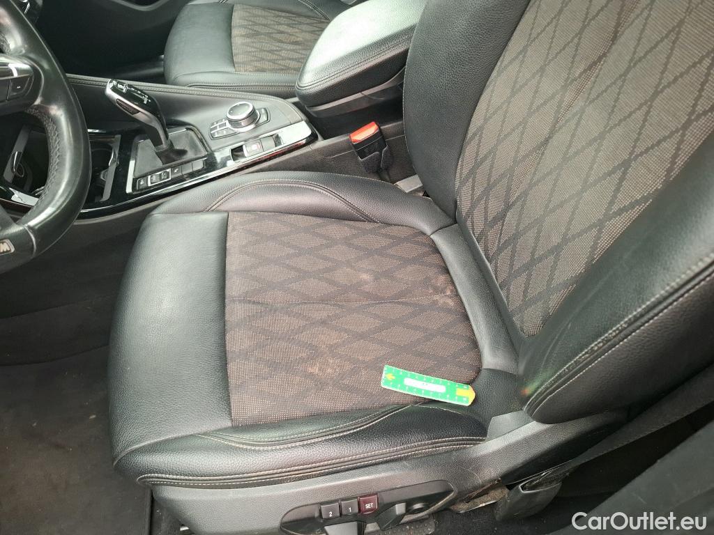  Bmw  X1 Série  sDrive 18 i xLine 1.5 140CV BVA7 E6dT #32