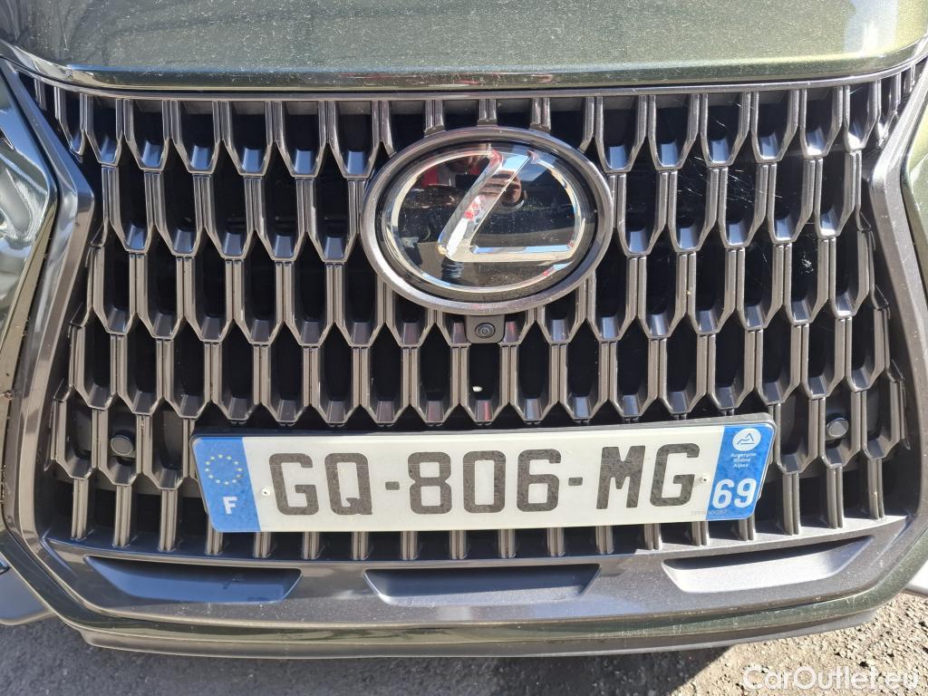  Lexus  NX LEXUS  / 2021 / 5P / SUV 450H+ 4WD Executive #28