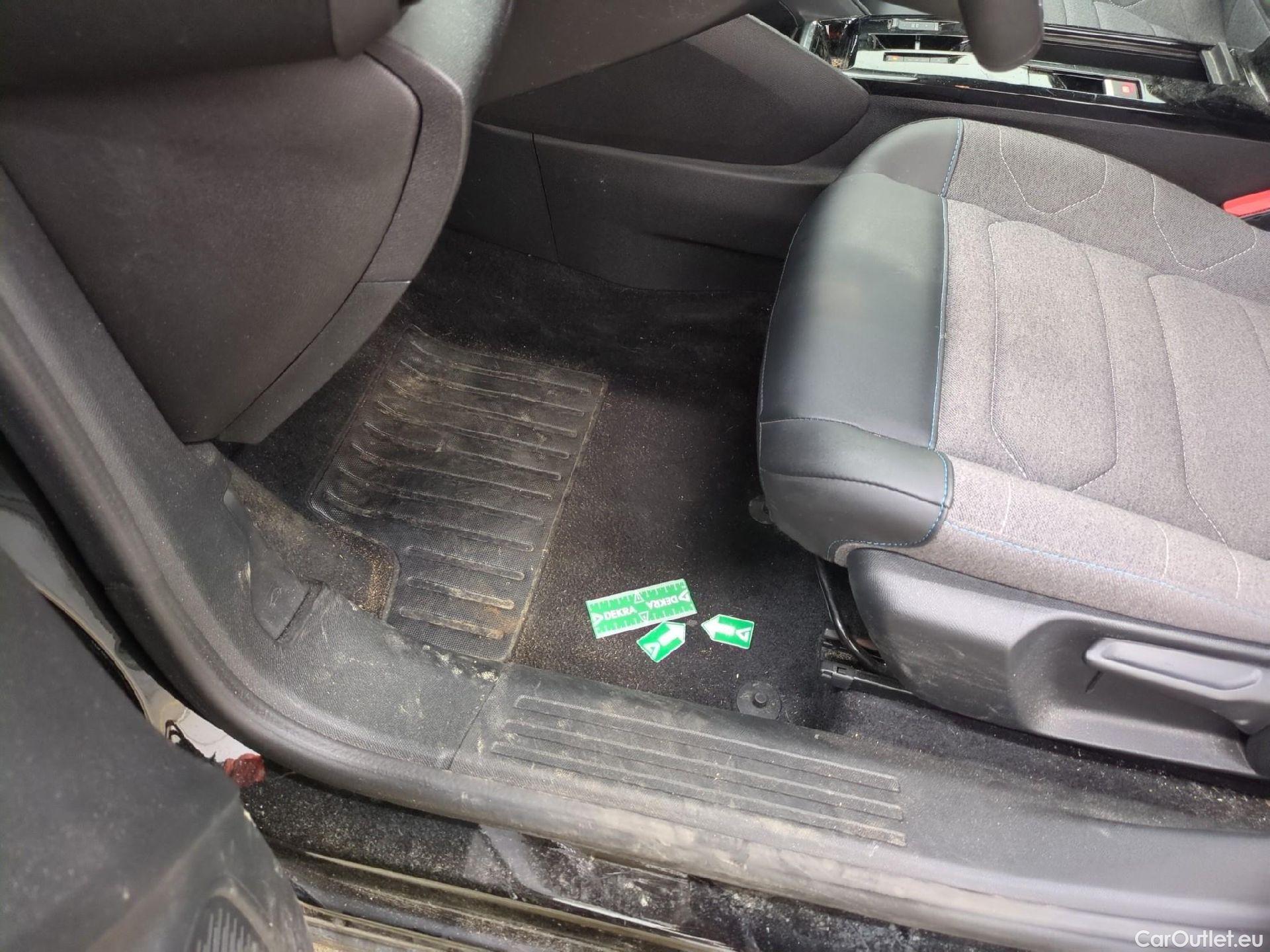  Citroen  C4  X Feel Pack 1.2 PureTech 130CV BVA8 6E #5
