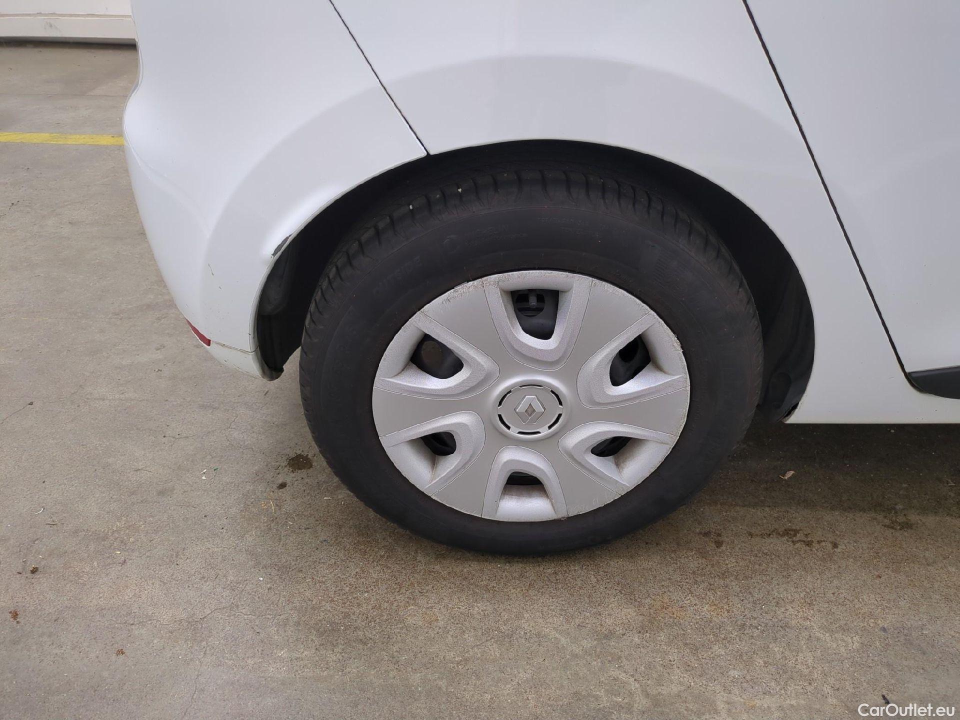  Renault  Clio  IV Air 1.5 dCi 75CV BVM5 E6 #10