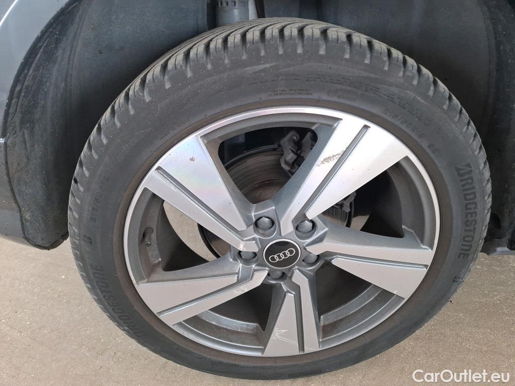 Audi  Q2  30 TDI Design Luxe 1.6 #8