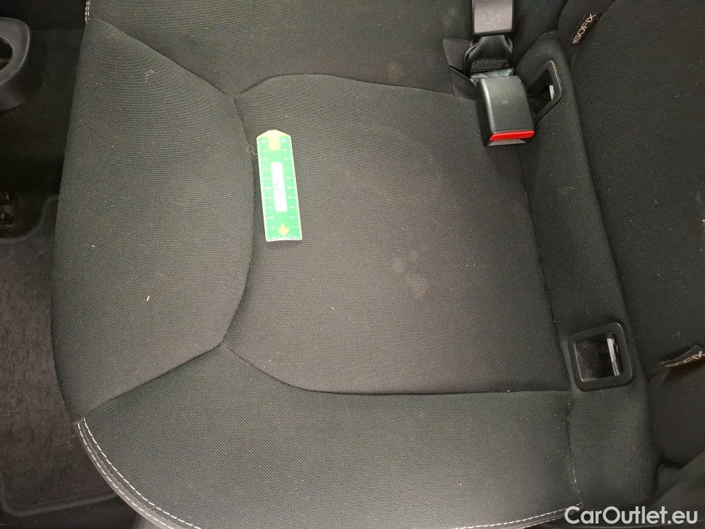  Renault  Clio  IV Business 0.9 TCe 90CV BVM5 E6 #18