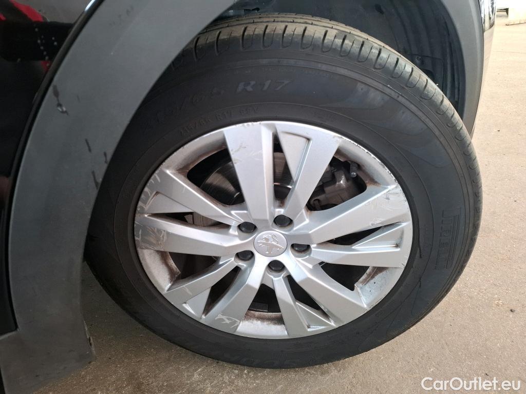  Peugeot  3008  Active Business 1.2 PureTech 130CV BVA8 E6d #67