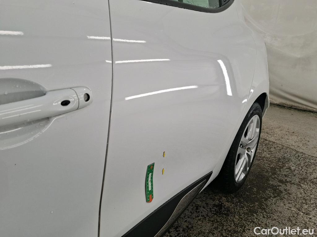  Renault  Clio  IV Business 0.9 TCe 90CV BVM5 E6 #12
