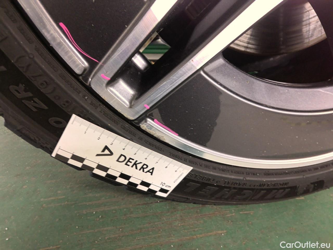  Mercedes  C-Klasse C 220 d T SE Edition Aut #3