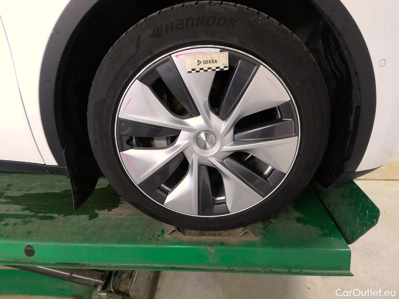  Tesla  Model Y  75kWh Long-Range AWD #2