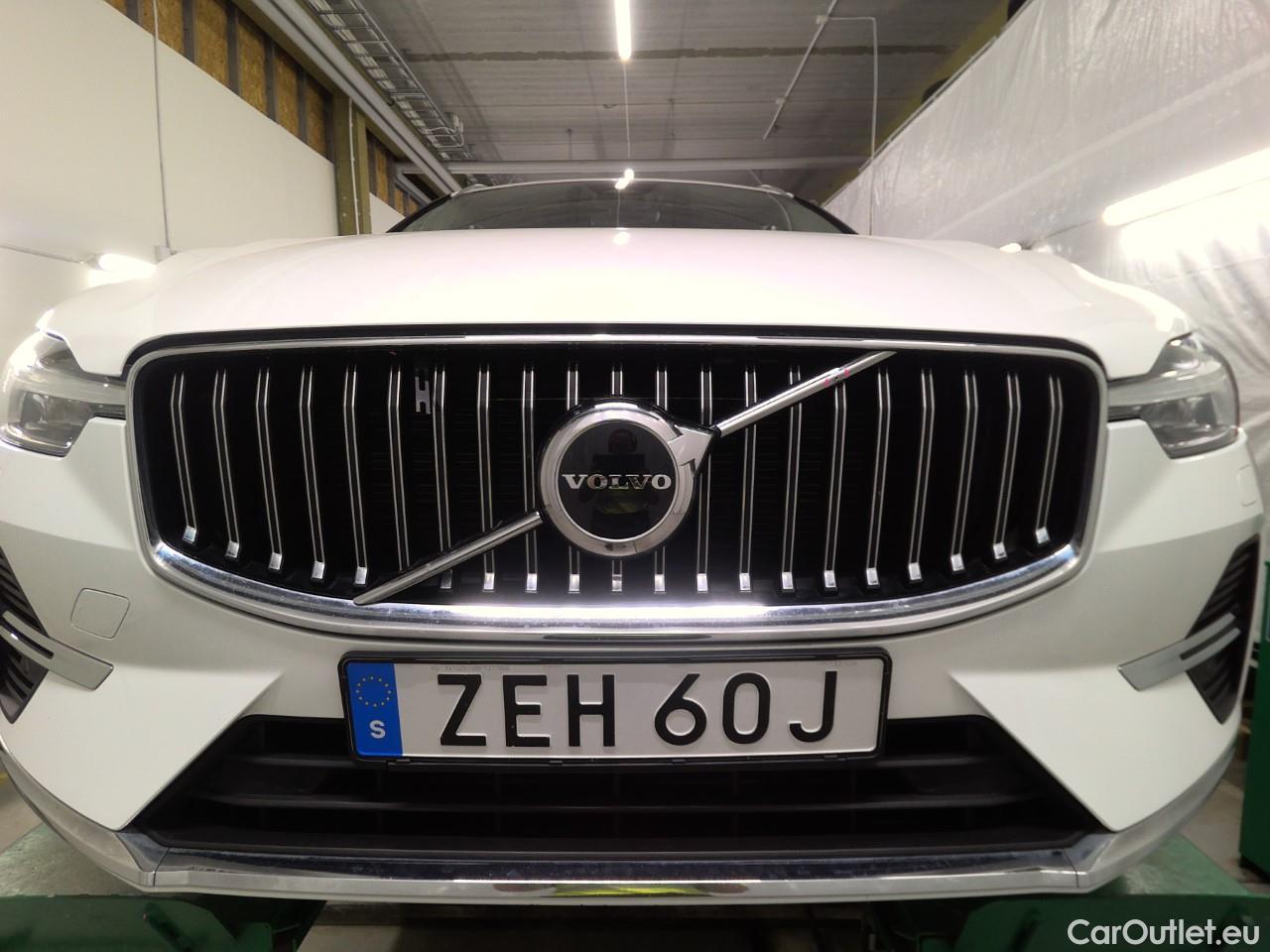  Volvo  XC60  T6 350 Co.Ed.Rec. AWD Aut #3