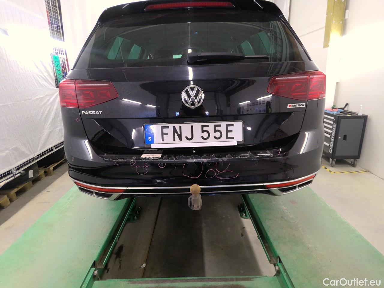  Volkswagen  Passat  SC TDI 190 4M Ex.E. Aut #6