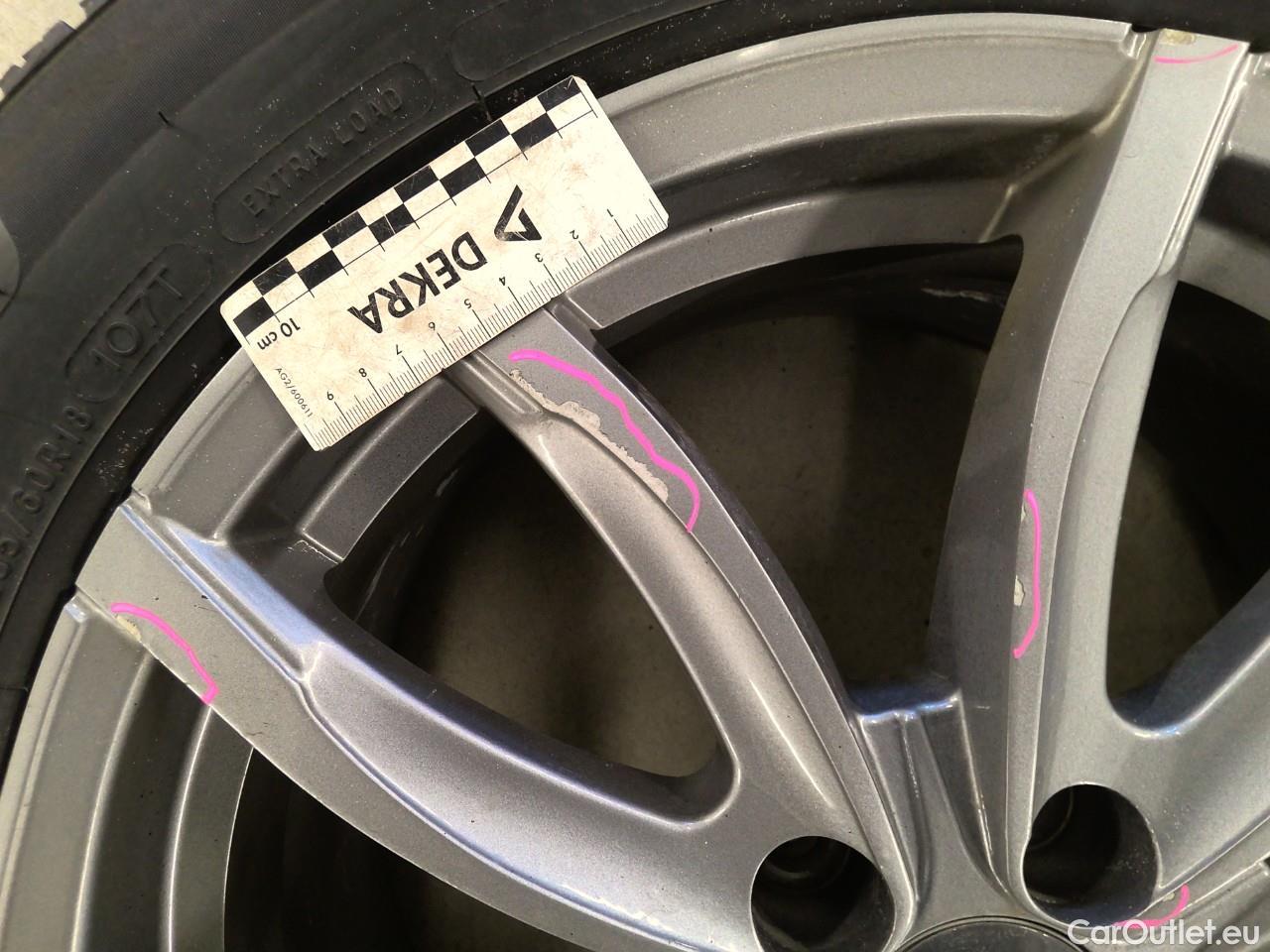  Volvo  XC60  B4D 197 Mom.Ad.Ed.FWD Aut #5