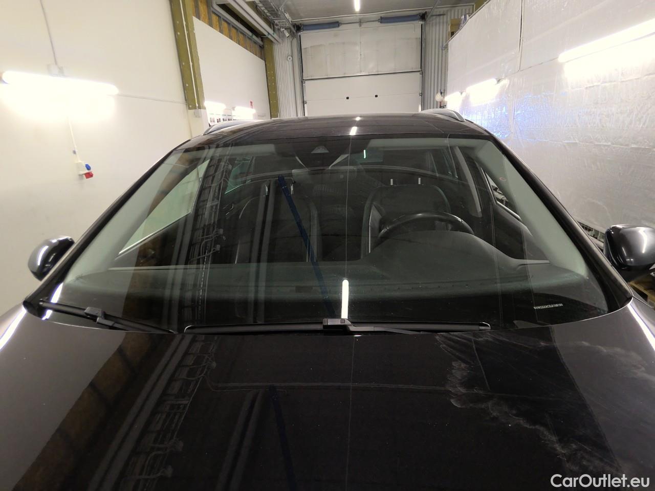  Volkswagen  Passat  SC TDI 190 4M Ex.E. Aut #42