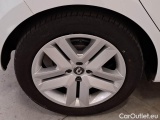  Renault  Clio RENAULT  / 2019 / 5P / BERLINA 1.6 HYBRID E-TECH 103KW BUSINESS #18
