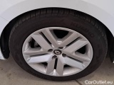  Renault  Clio RENAULT  / 2019 / 5P / BERLINA 1.6 HYBRID E-TECH 103KW BUSINESS #20