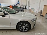  Volvo  V60 VOLVO  / 2019 / 5P / STATION WAGON T6 PLUG-IN AWD AUTOM.INSCR.EXPR. #37