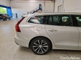  Volvo  V60 VOLVO  / 2019 / 5P / STATION WAGON T6 PLUG-IN AWD AUTOM.INSCR.EXPR. #48