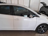  Peugeot  208 PEUGEOT  / 2015 / 5P / BERLINA ALLURE BLUEHDI 75CV #40