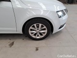  Skoda  Octavia SKODA  / 2016 / 5P / STATION WAGON 1.6 TDI EXECUTIVE #17