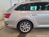  Skoda  Superb SKODA  WAGON / 2019 / 5P / STATION WAGON 2.0 TDI EVO 110KW STYLE DSG #20