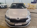  Skoda  Superb SKODA  WAGON / 2019 / 5P / STATION WAGON 2.0 TDI EVO 110KW STYLE DSG #27