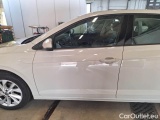  Volkswagen  Polo VOLKSWAGEN  / 2021 / 5P / BERLINA 1.0 TSI STYLE #77