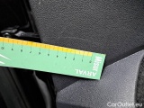  Volkswagen  Tiguan VOLKSWAGEN  / 2020 / 5P / SUV 2.0 TDI SCR 110KWR-LINE DSG #97
