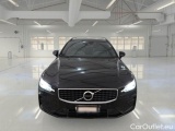  Volvo  V60 VOLVO  / 2018 / 5P / STATION WAGON D4 GEARTRONIC R-DESIGN #6