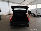  Volvo  V60 VOLVO  / 2018 / 5P / STATION WAGON D4 GEARTRONIC R-DESIGN #5