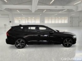  Volvo  V60 VOLVO  / 2018 / 5P / STATION WAGON D4 GEARTRONIC R-DESIGN #7
