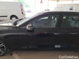  Volvo  V60 VOLVO  / 2018 / 5P / STATION WAGON D4 GEARTRONIC R-DESIGN #66