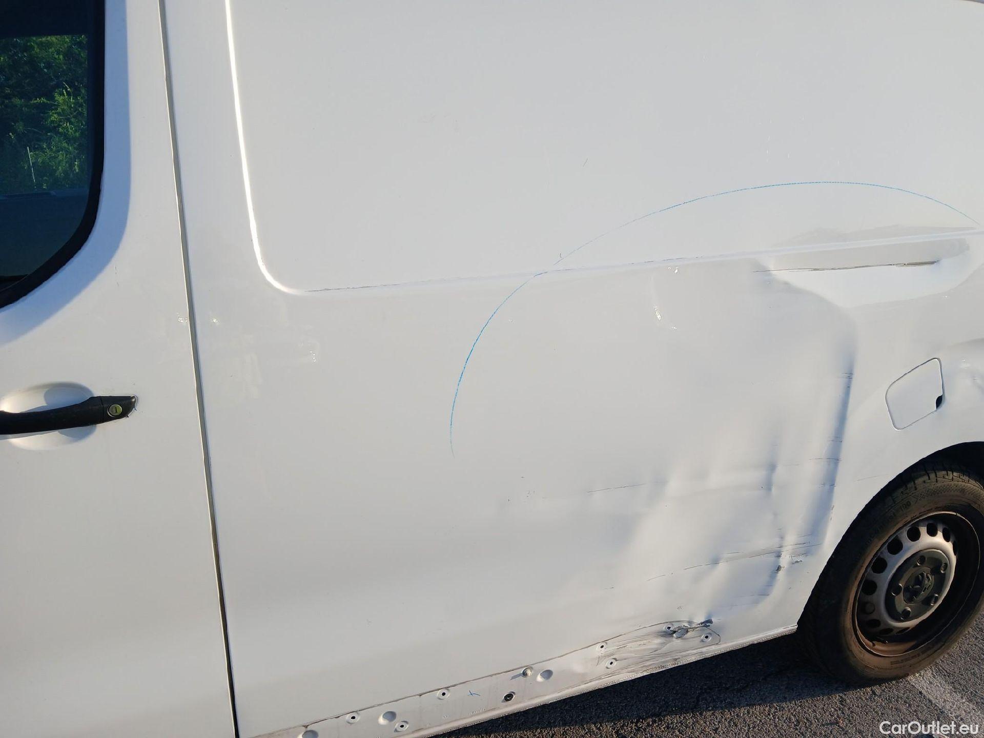  Peugeot  Expert PEUGEOT  / 2016 / 4P / furgón Furgón Premium 1.5 BlueHDi 100 Standard (AC) #9