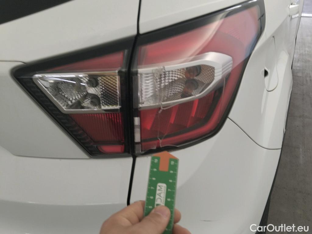 Ford  Kuga FORD  / 2016 / 5P / todoterreno 1.5 EcoBoost 88kW 4x2 Trend+ (CX) #2