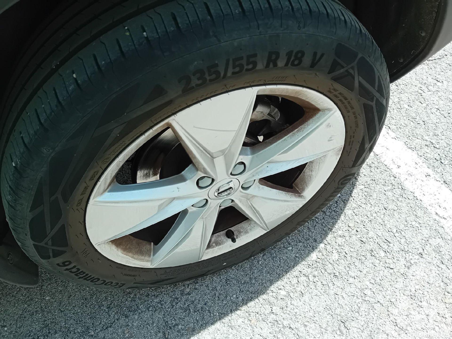  Volvo  XC 40 VOLVO XC40 / 2021 / 5P / todoterreno 2.0 B3 G Core Dark Auto #9