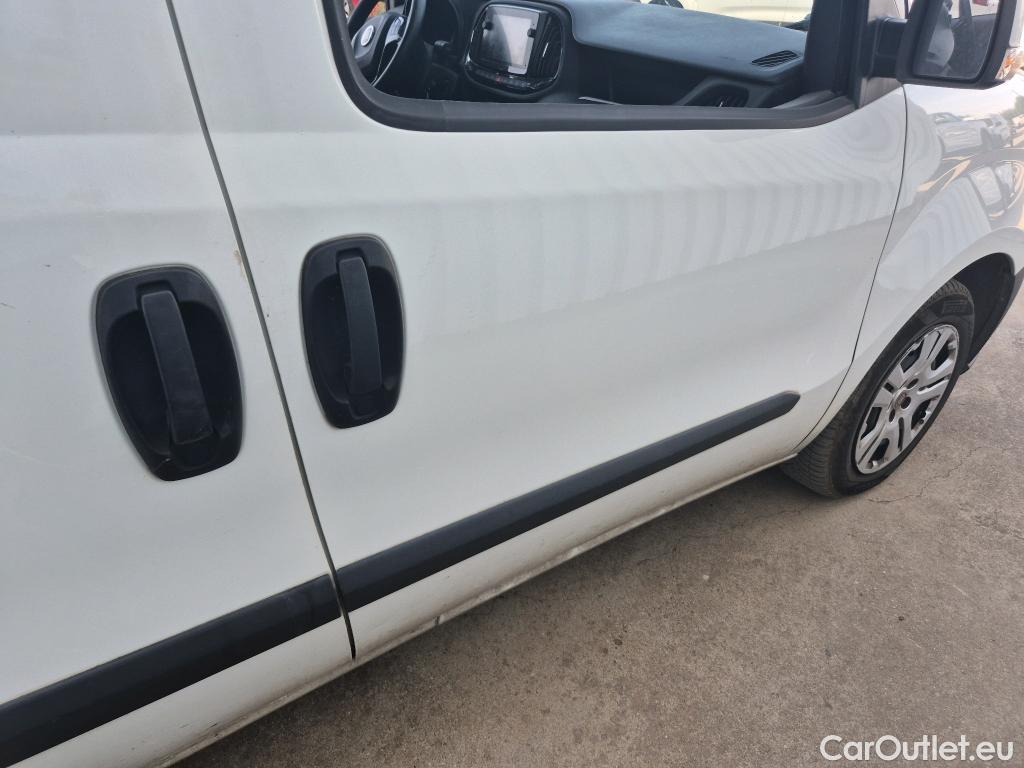  Fiat  Doblo FIAT Doblò Cargo/2015/4P/furgón derivado de turismo Cargo SX 1.6 Mjet 66kW (90CV) (AC) #30