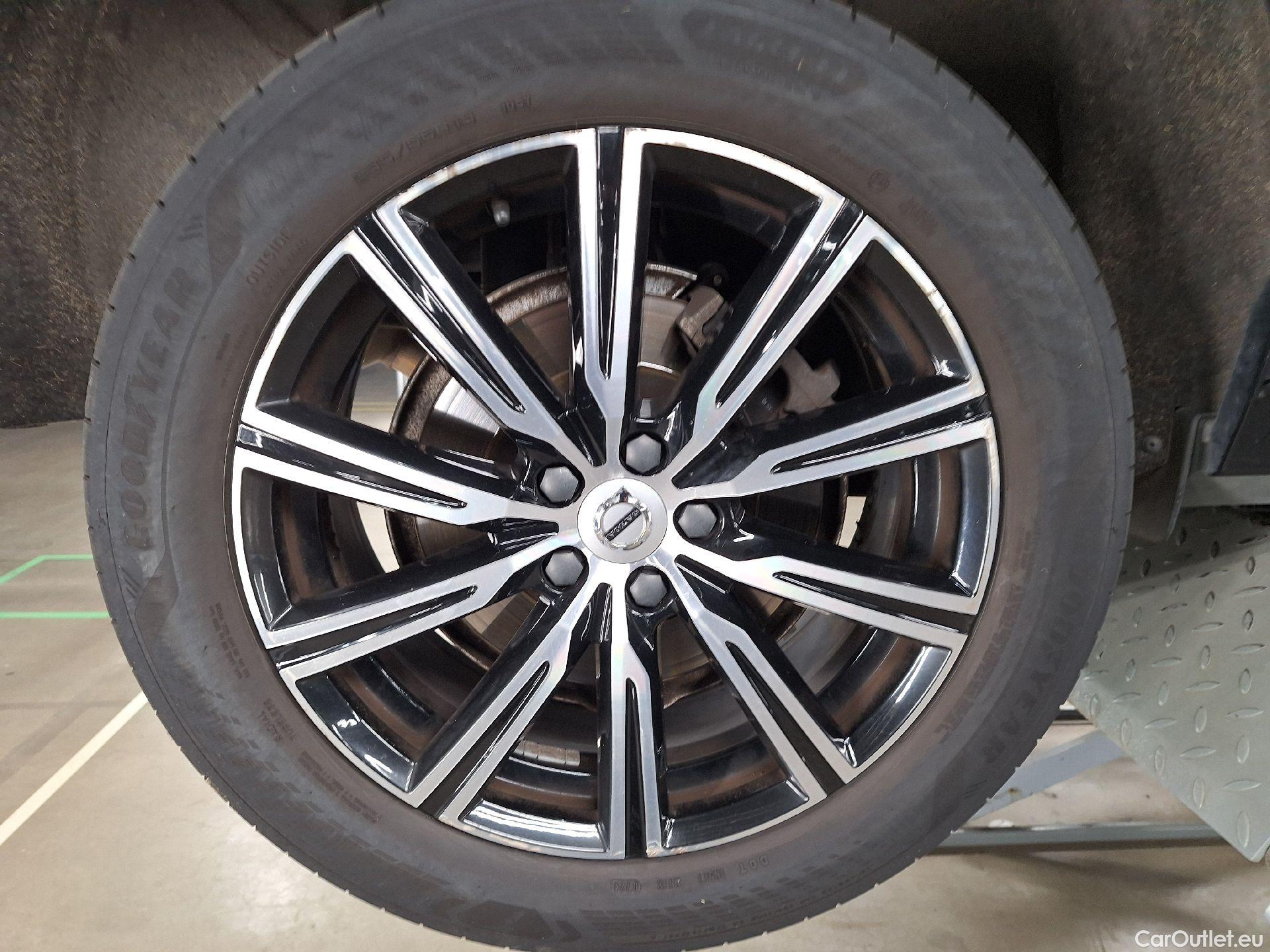  Volvo  XC60 Volvo,  '17, Volvo  T6 Recharge Geartronic Inscription 5d #23