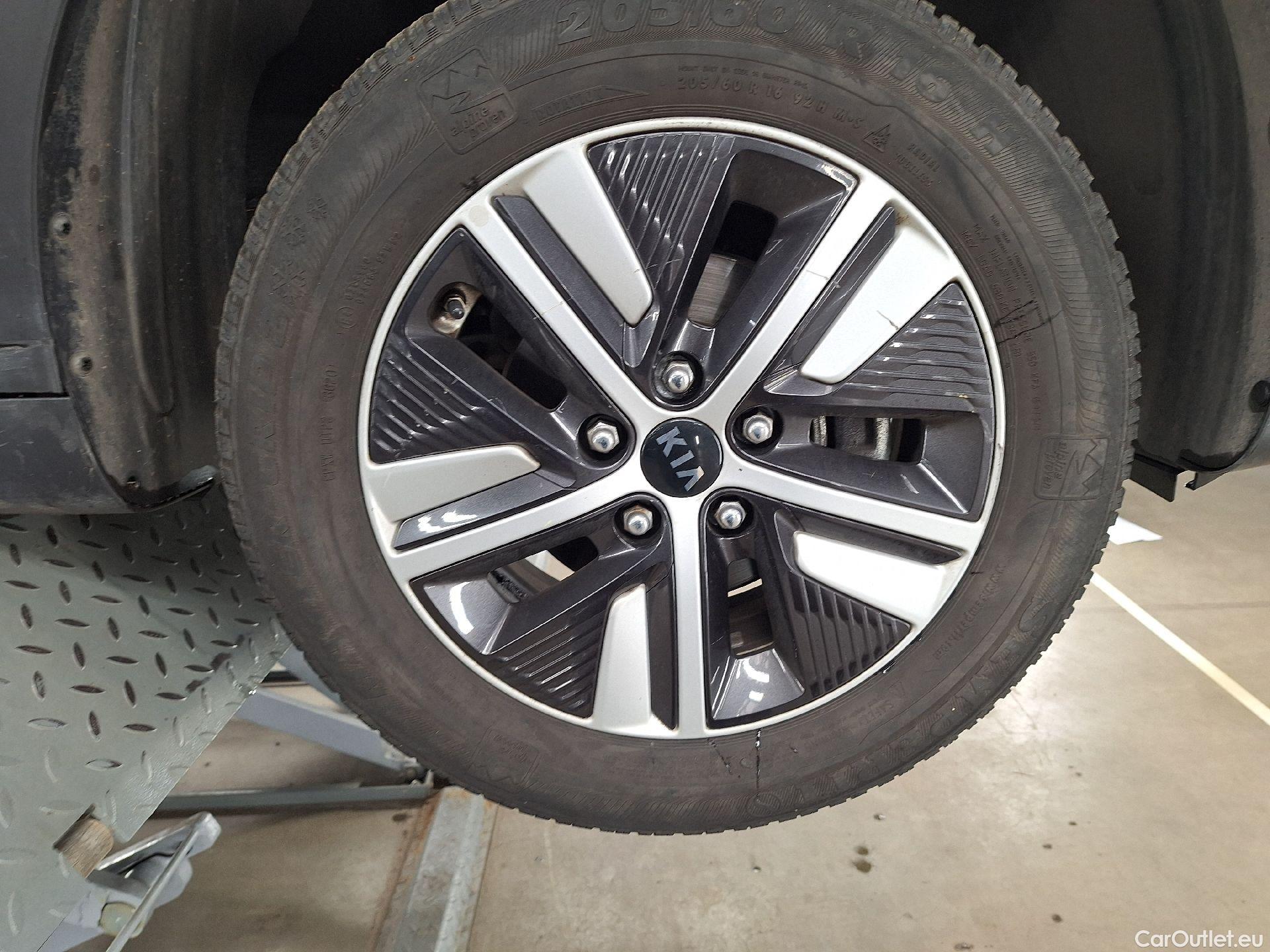  KIA  Niro Kia,  FL'19, KIA  Navi Edition 1.6 GDi HEV 6DCT 5d #26