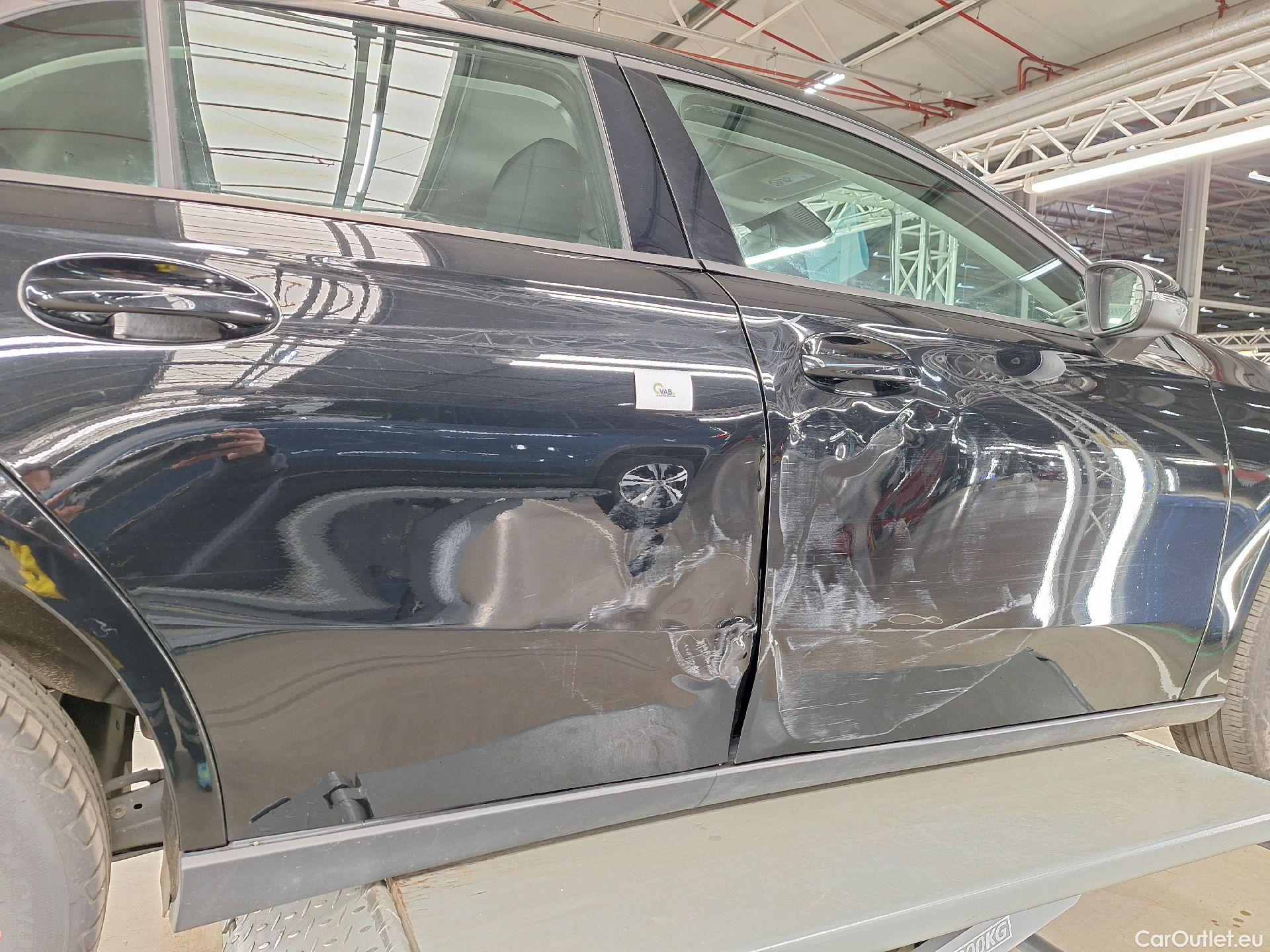  Mercedes  A-Klasse Mercedes, A-Class '18, Mercedes-Benz  A 160 Business Solution 5d #32