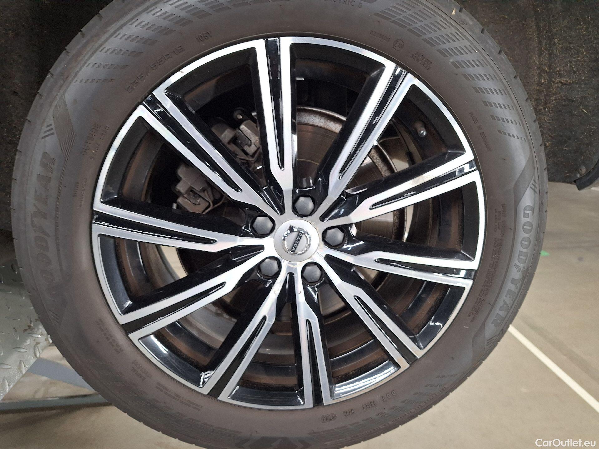  Volvo  XC60 Volvo,  '17, Volvo  T6 Recharge Geartronic Inscription 5d #21