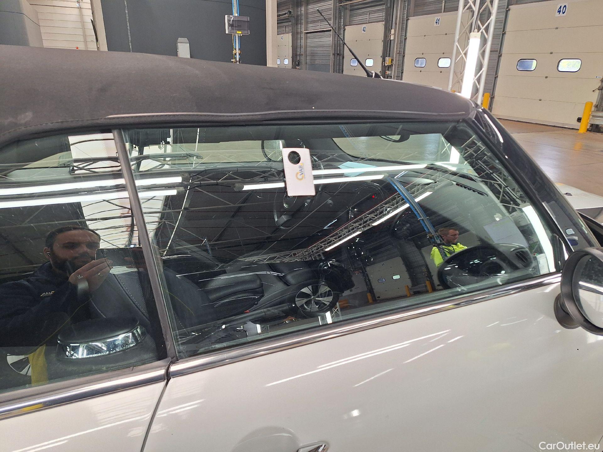  Mini  Cooper MINI, Mini Cabrio '15, Mini Cabrio  (100 kW) 2d #28